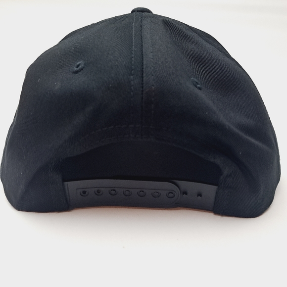 Cypress Hill Flat Bill Embroidered Snapback Cap Hat Yupoong Black - Picture 4 of 5